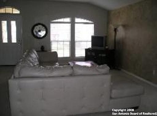 2nd image of 931 Persian Gdn