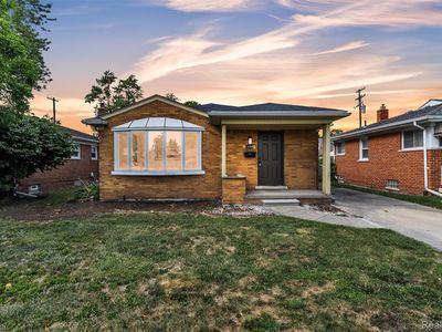 13368 Edison St, Southgate, MI, 48195