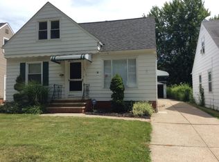 14112 Krems Ave, Maple Heights, OH 44137