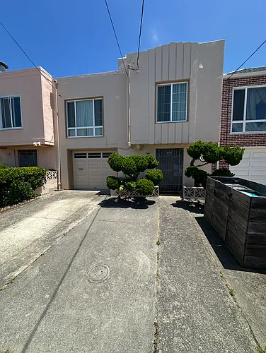 2110 43rd Ave Photo 1