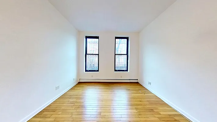 Rented by Oxford Property Group | media 3