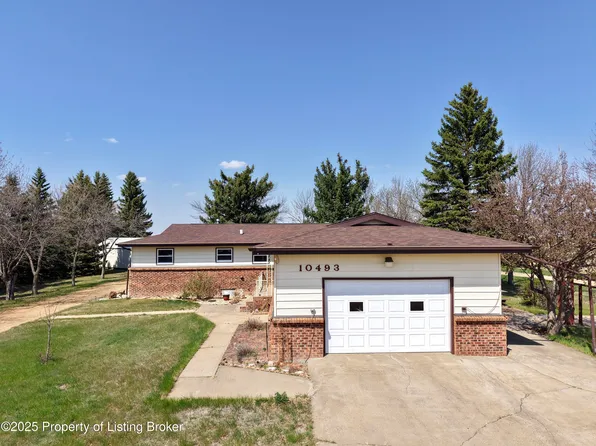 10493 Highway 10, Dickinson, ND 58601