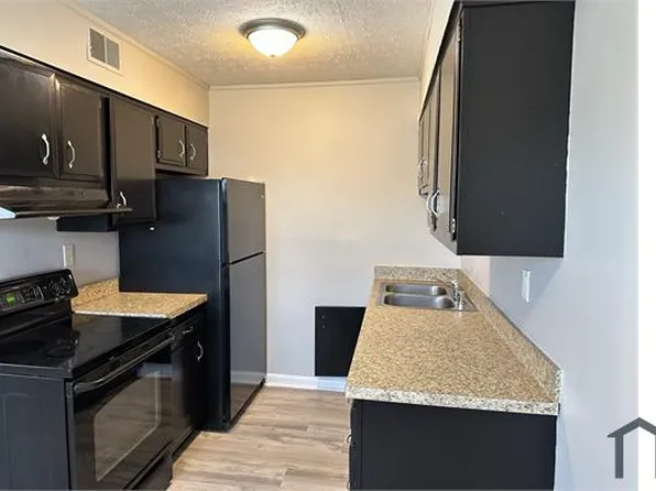 3104 Springfield Dr APT 1, Louisville, KY 40214