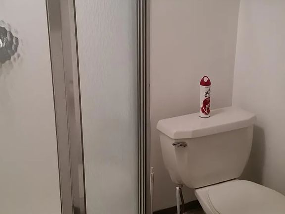 4th image of 111 Smithfield St #2