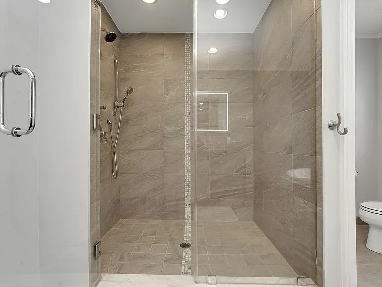 41 Fairview Ave — Photo 18