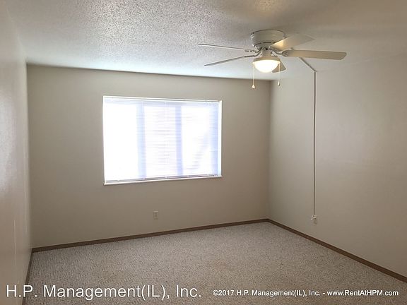 4th image of 1711 N Main St APT D