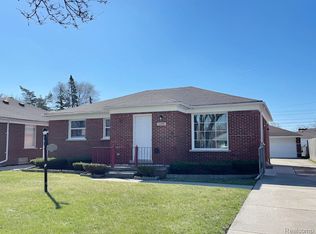 17050 Juliana Ave, Eastpointe, MI