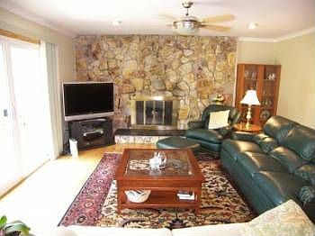 4th image of 30580 Cheviot Hills Dr