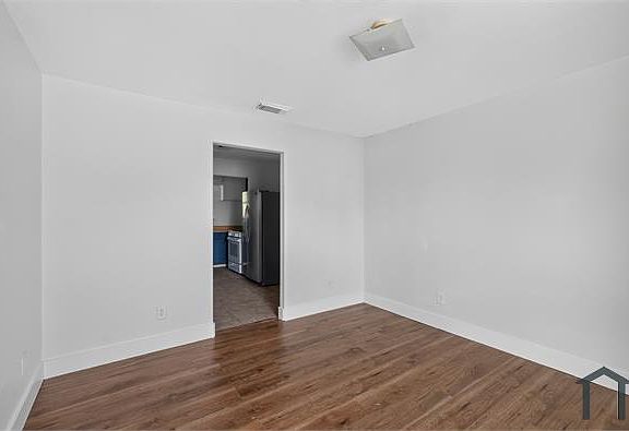 2nd image of 4412 Buck St #A