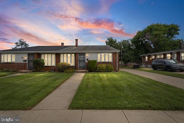 1st image of 3413 Retlaw Rd