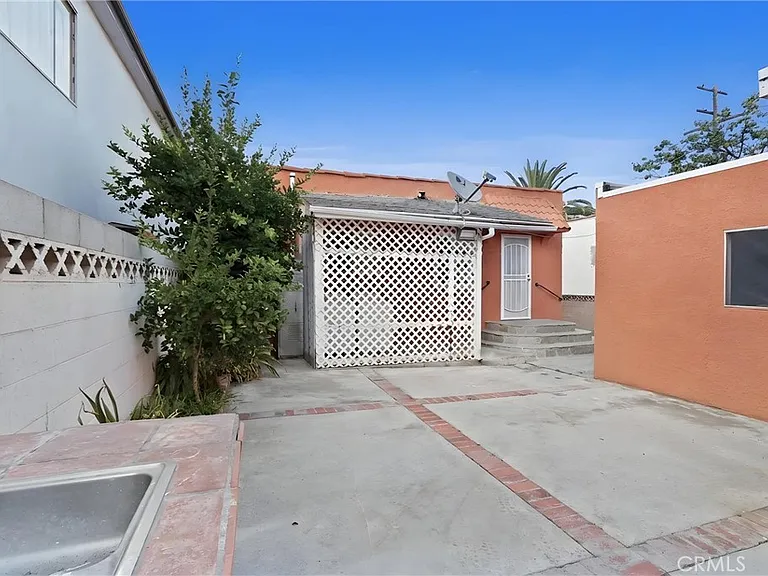236 W Arbor Vitae St — Photo 27
