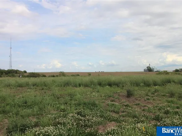 510 S Front St, Hallam, NE 68368