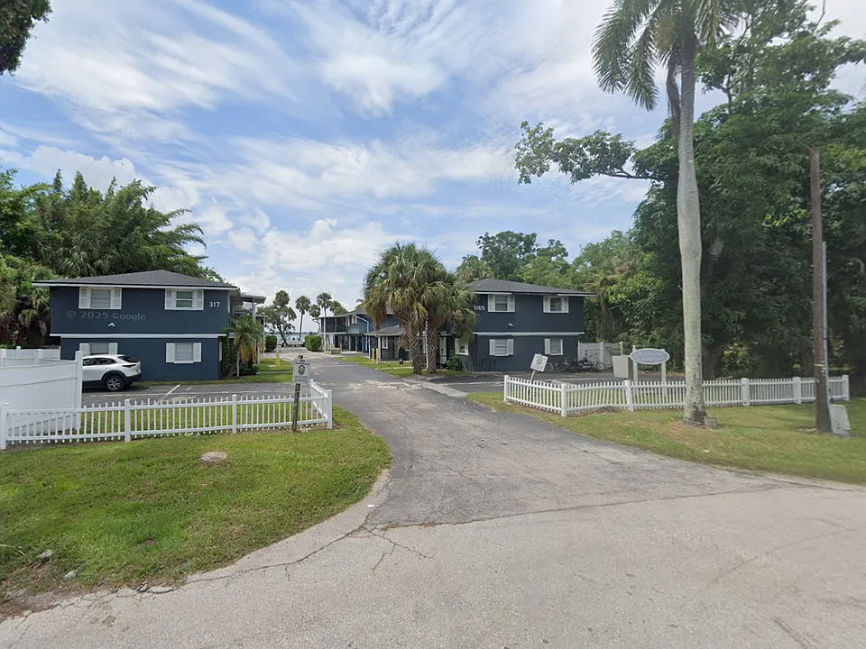 Riverside Landings