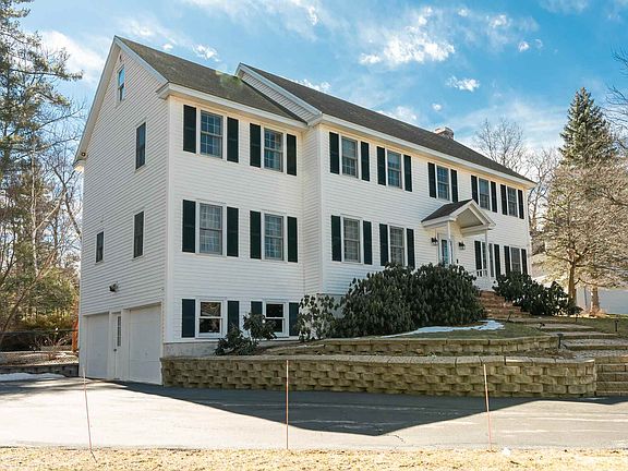 2nd image of 21 Bicentennial Dr