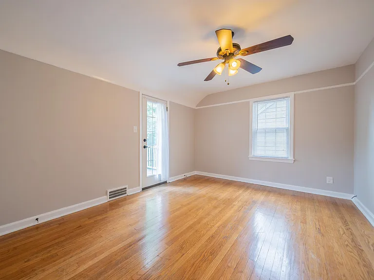 1200 Brentwood Rd — Photo 22