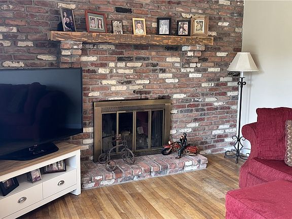 5th image of 11784 Chamberlain Rd
