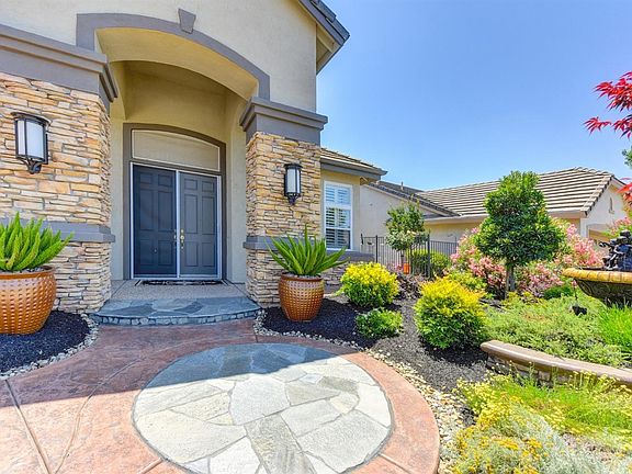 Front Door with retracting screens