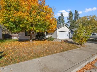 6611 W Basswood Dr, Rathdrum, ID 83858
