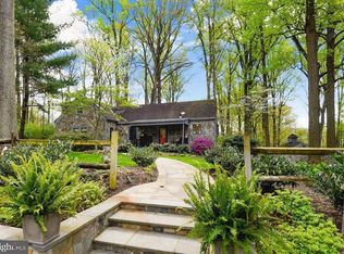 3127 Beechwood Ln, Falls Church, VA 22042