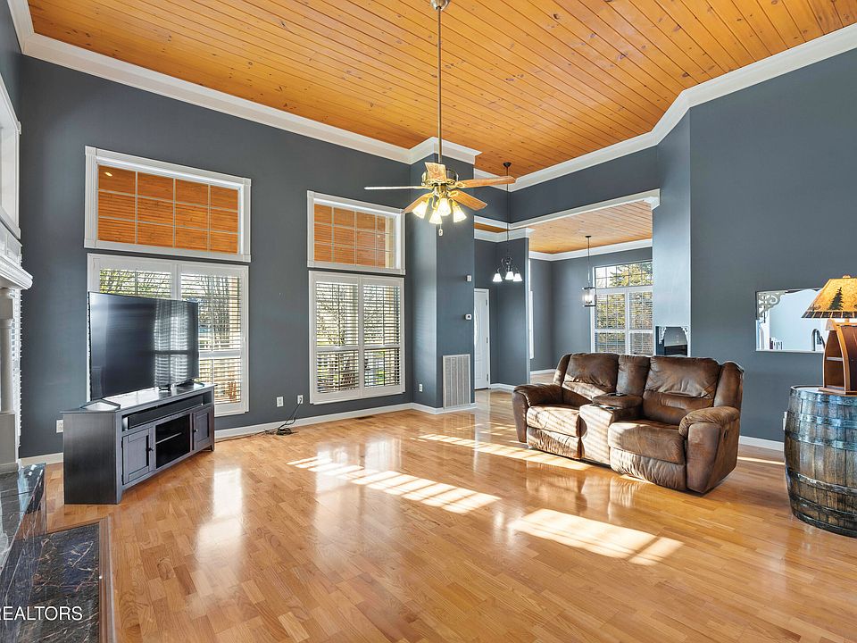 2022 James Rd, Sevierville, TN 37876 | Zillow