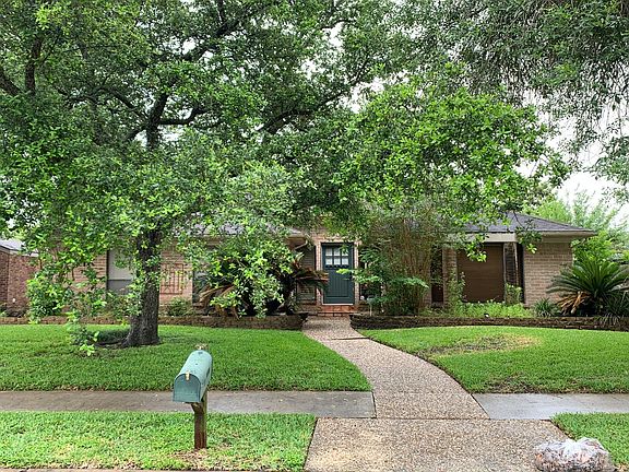 2nd image of 15115 Via Verde Dr