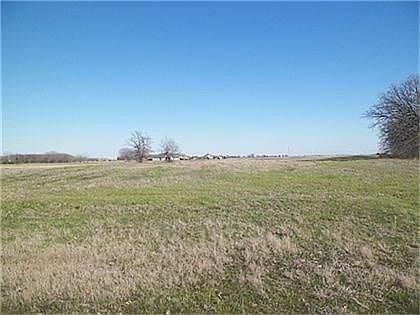 2nd image of 2033 Eastfield Dr
