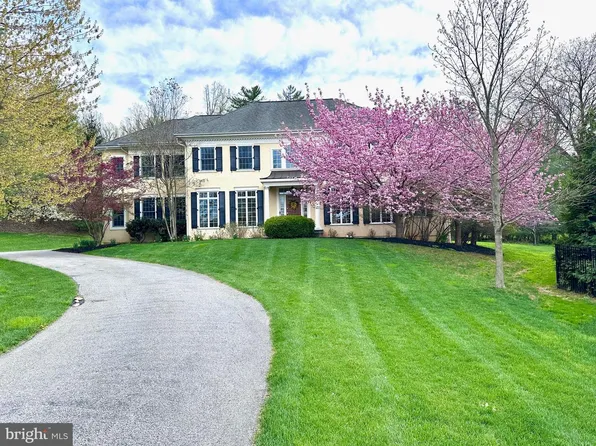 371 Trillium Ln, Wayne, PA 19087