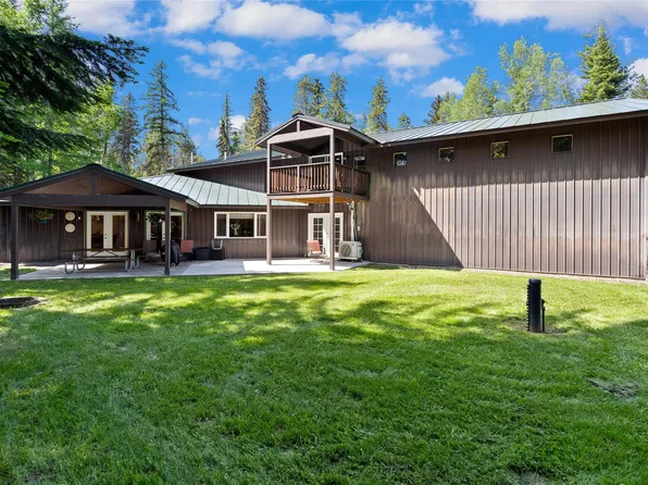 555 Ferndale Dr, Bigfork, MT 59911