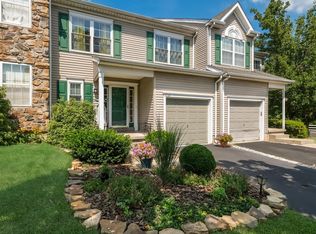 2708 Fallow Hill Ln, Jamison, PA 18929