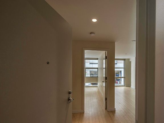 5th image of 68 Boylston St #4