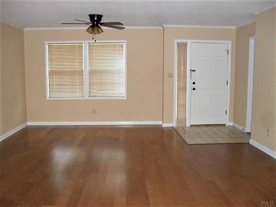 2nd image of 3411 Tide Dr