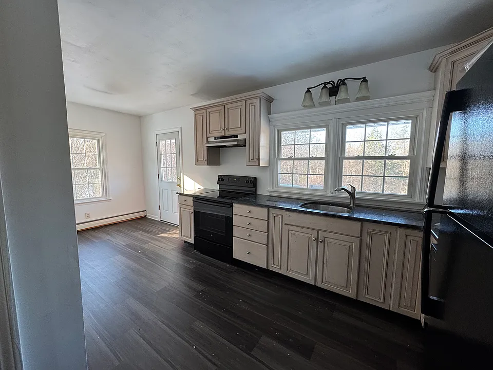 36 West St #C