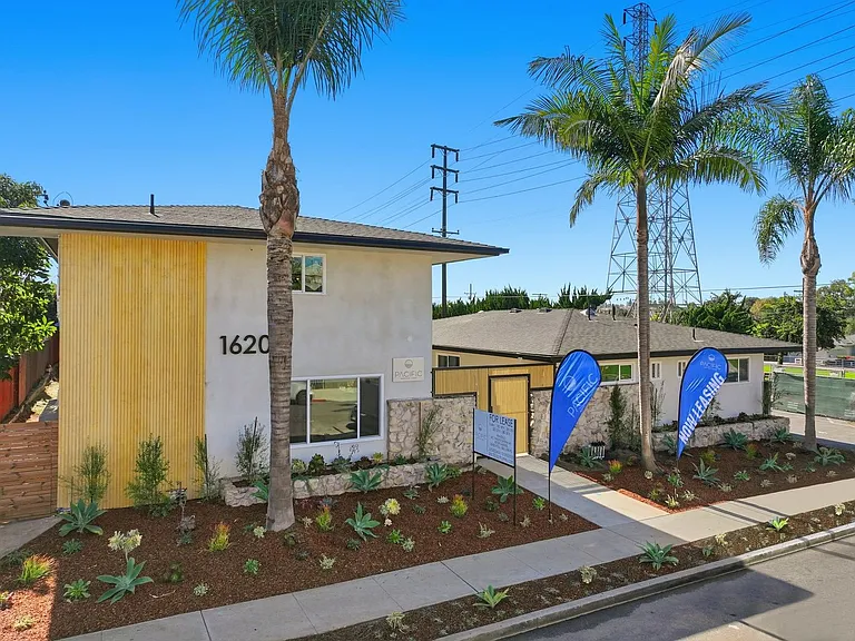 1620 E Maple, LLC — Photo 46