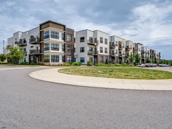 1638 54th Ave N #332, Nashville, TN 37209