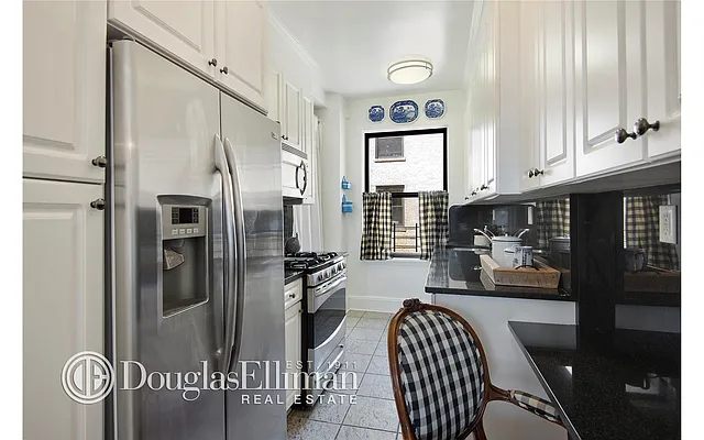 Sold by Douglas Elliman | media 3