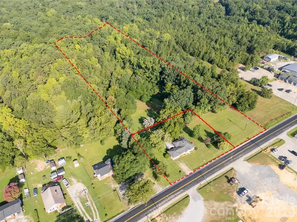 1670 Lynwood Dr, Lancaster, SC 29720