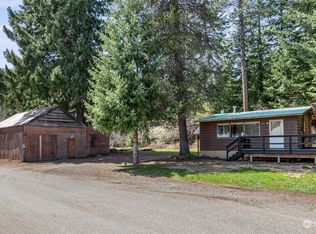 161 2nd St, Easton, WA 98925