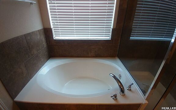 4th image of 8206 Taft Crk