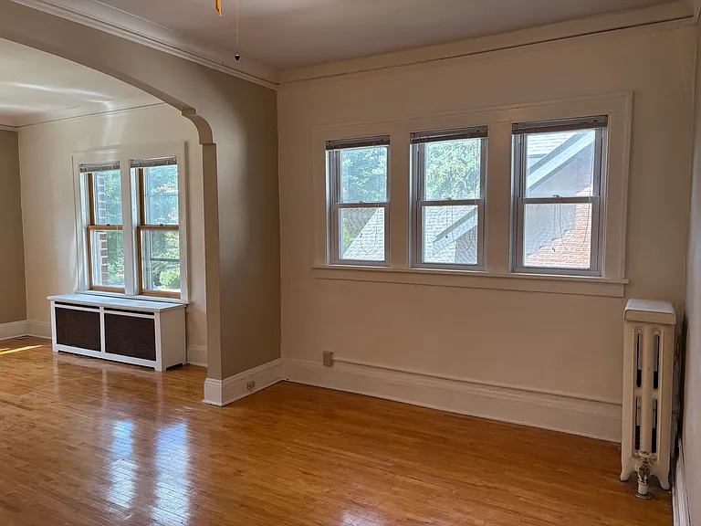 3545 Emerson Ave S — Photo 3