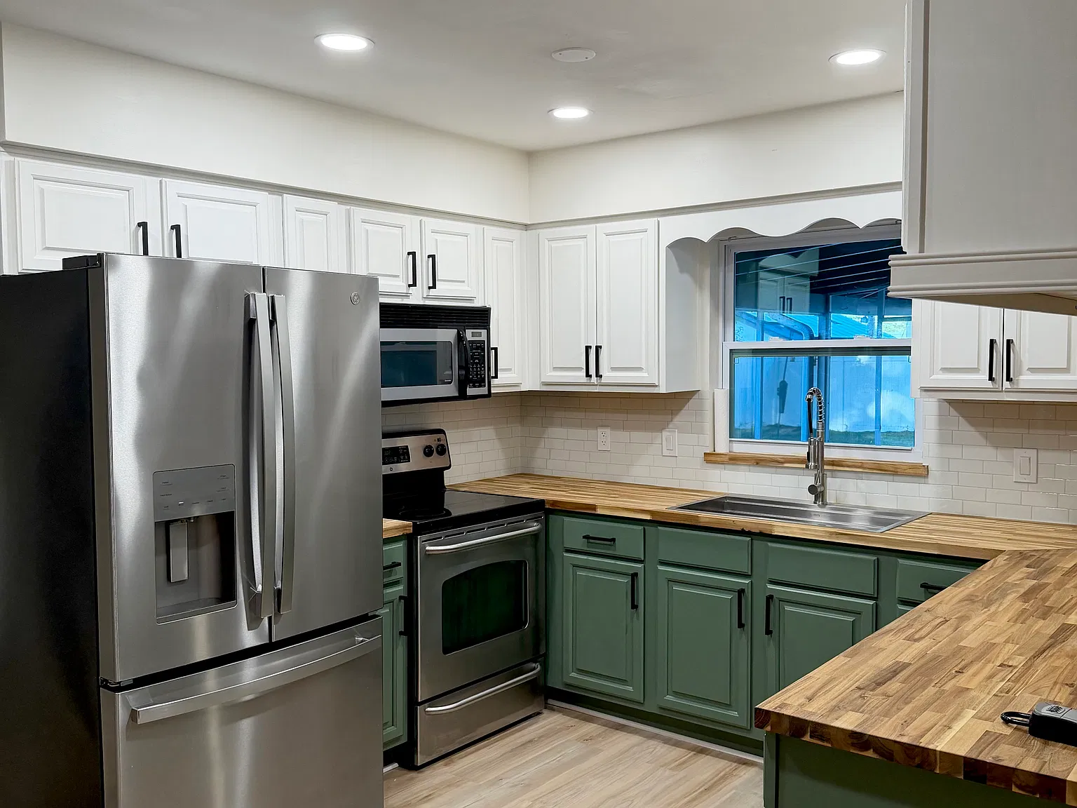 4 bed, 1822 sqft, $3,200 — Photo 4