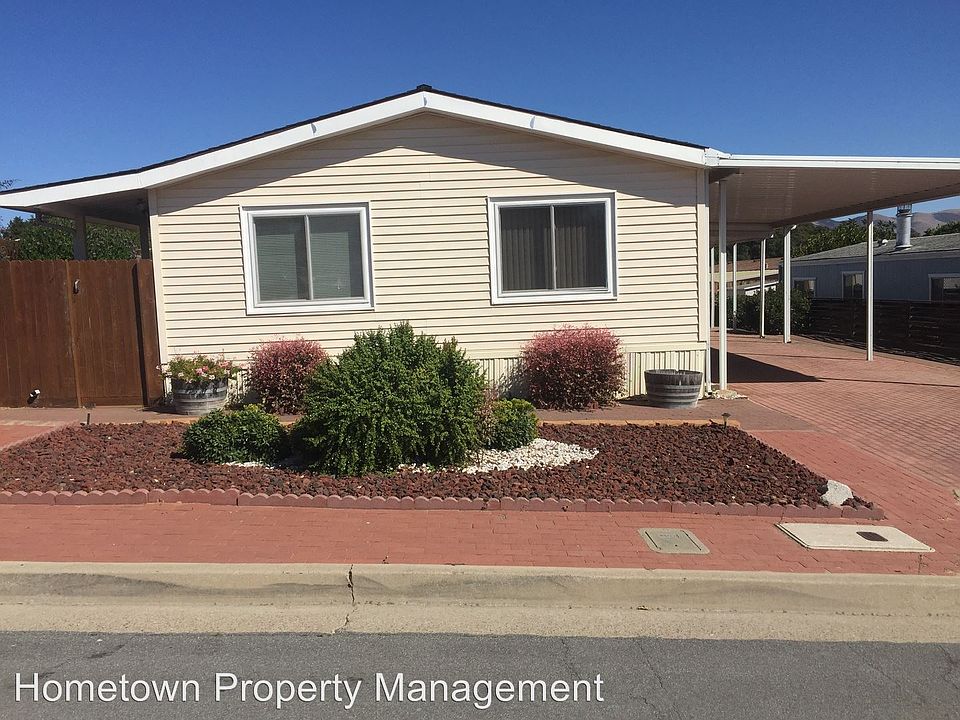 1st image of 240 Olivos Ln