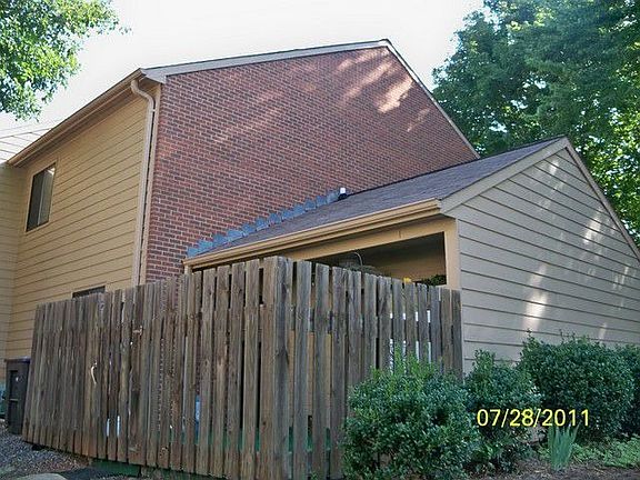 4th image of 407 E Broad St #1
