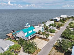 327 Port Royal St, Dauphin Island, AL 36528
