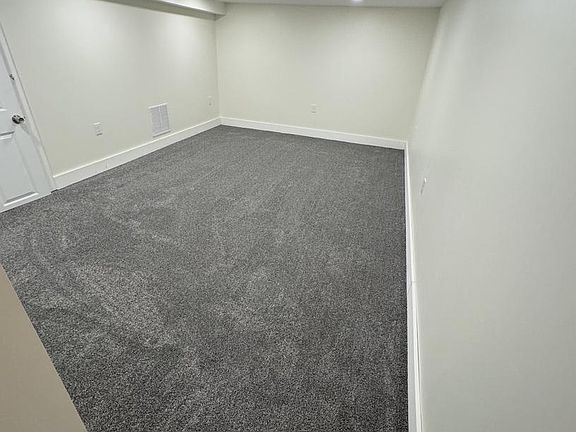 4th image of 1320 Hicks Rd