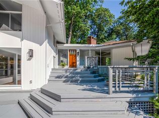 4 Bruce Ln, Westport, CT 06880