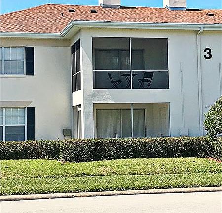 3rd image of 10312 Carrollwood Ct APT 32
