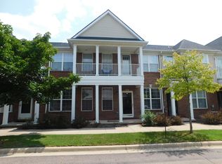 3907 Cherry Creek Ln, Sterling Heights, MI 48314