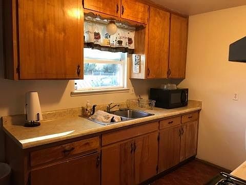 3rd image of 13425 E Cypress Ave