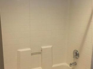 2995 Paseo Almiar, Carlsbad, CA 92009