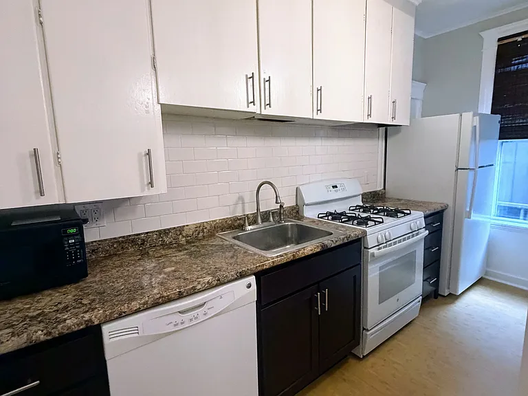 503 State St #2 — Photo 1